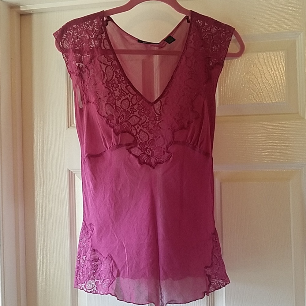 Lace top - Picture 2 of 3